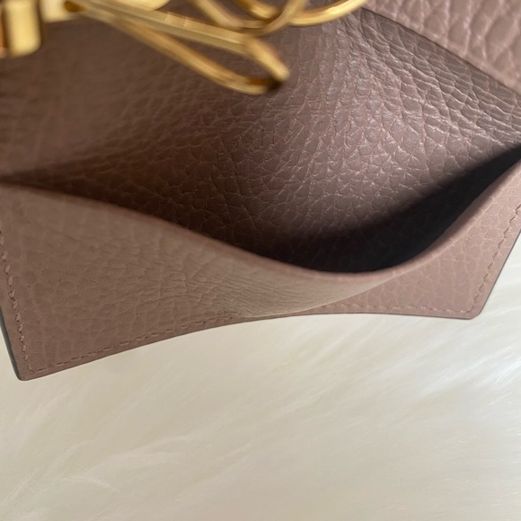 Dollar Calfskin GG Supreme Monogram Marmot 6Key Holder Case & Gucci Box included - Picture 7 of 10